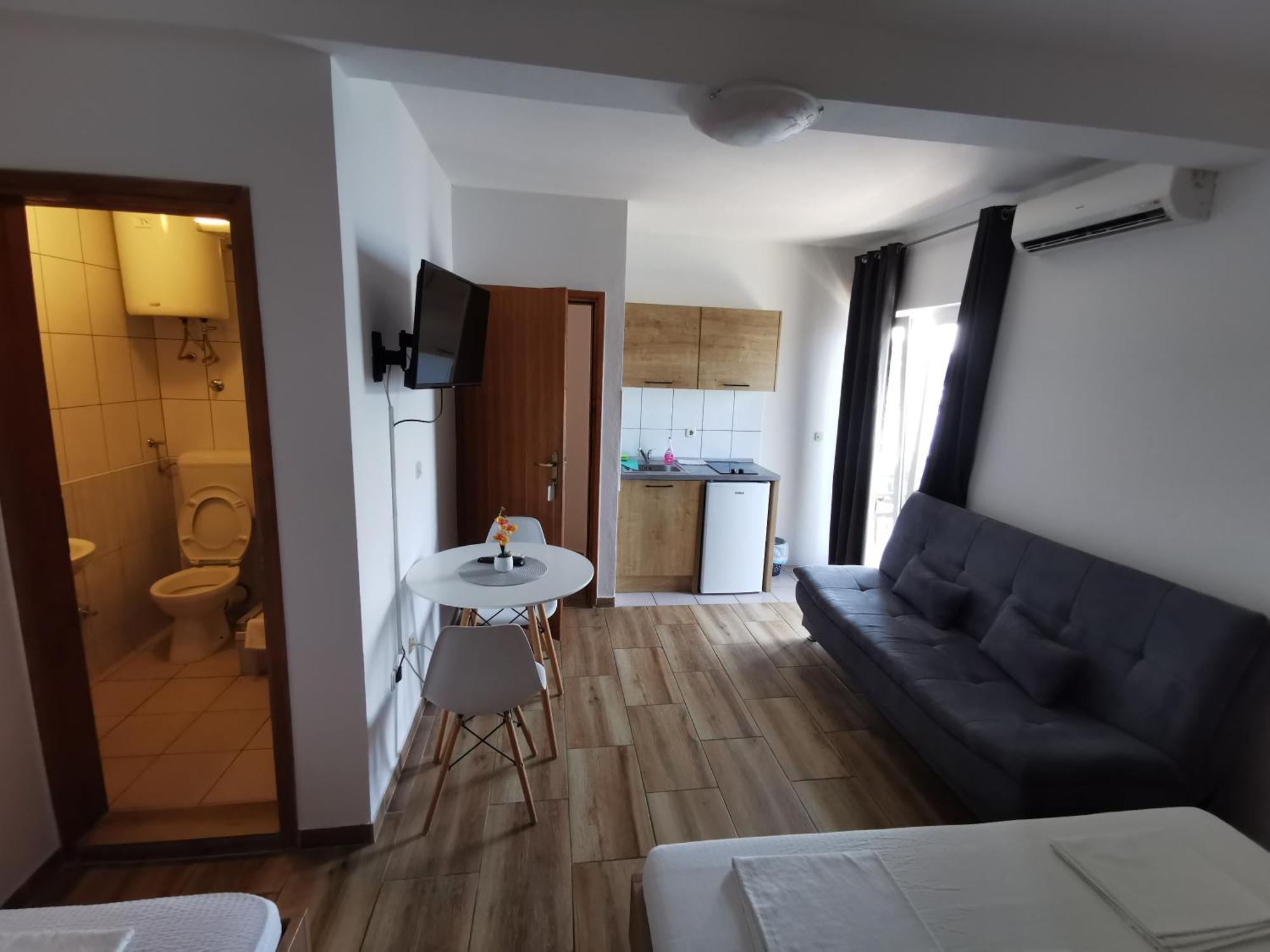 Apartmani Lezenic M Neum Exterior photo